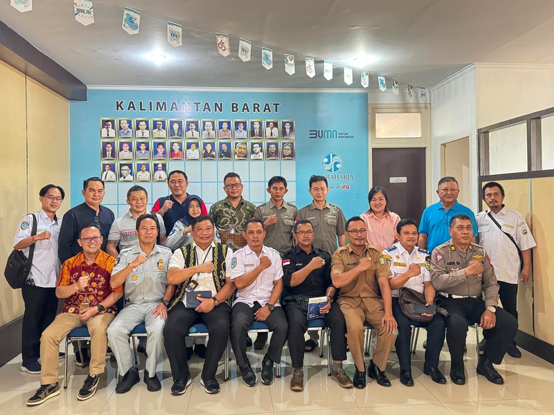 kegiatan rapat Koordinasi Alat Angkutan Penumpang Umum dan Angkutan barang di Ruang Rapat PT. Jasa Raharja Cabang Kalimantan Barat