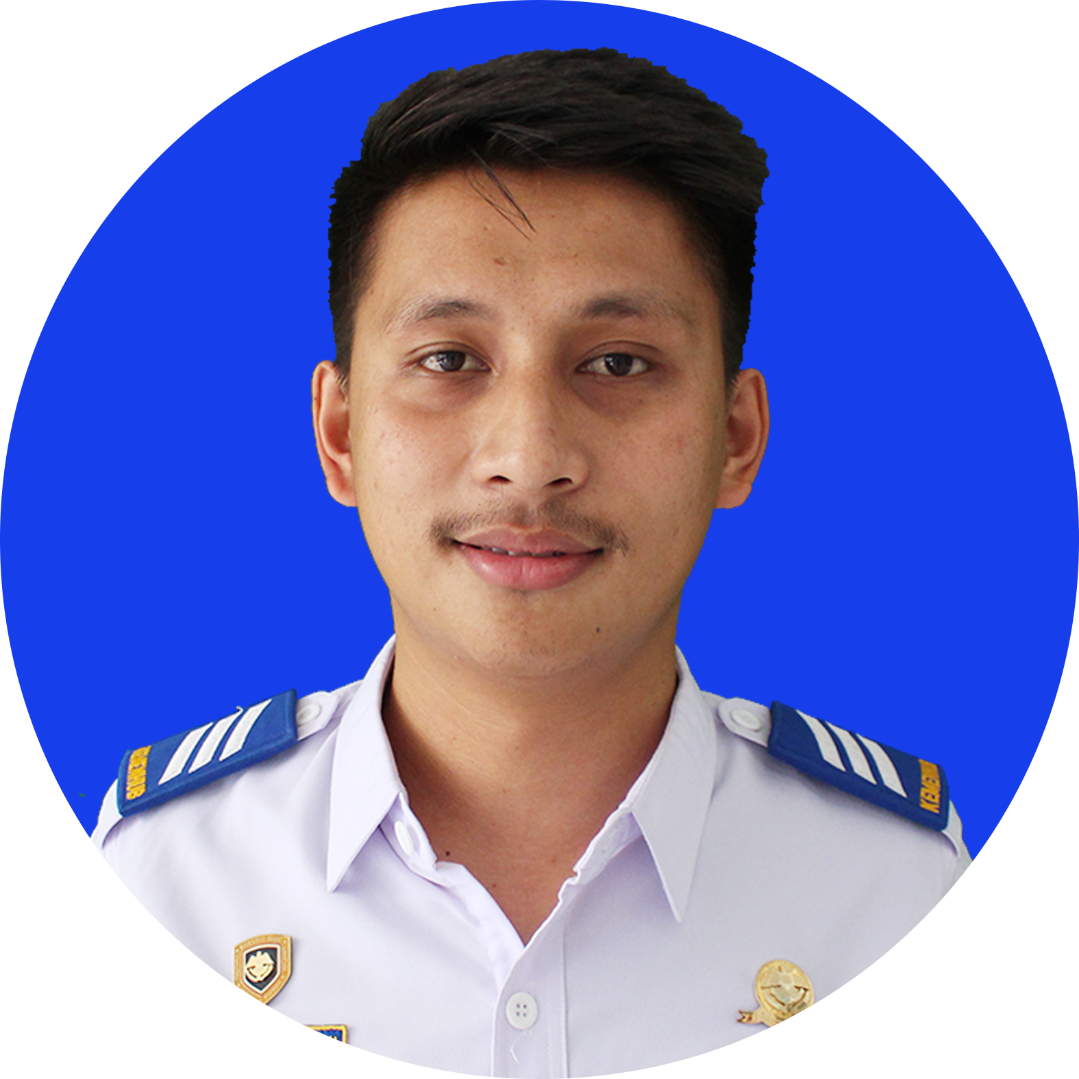 Juharly Azarya Tamuntuan - Penata Layanan Operasional