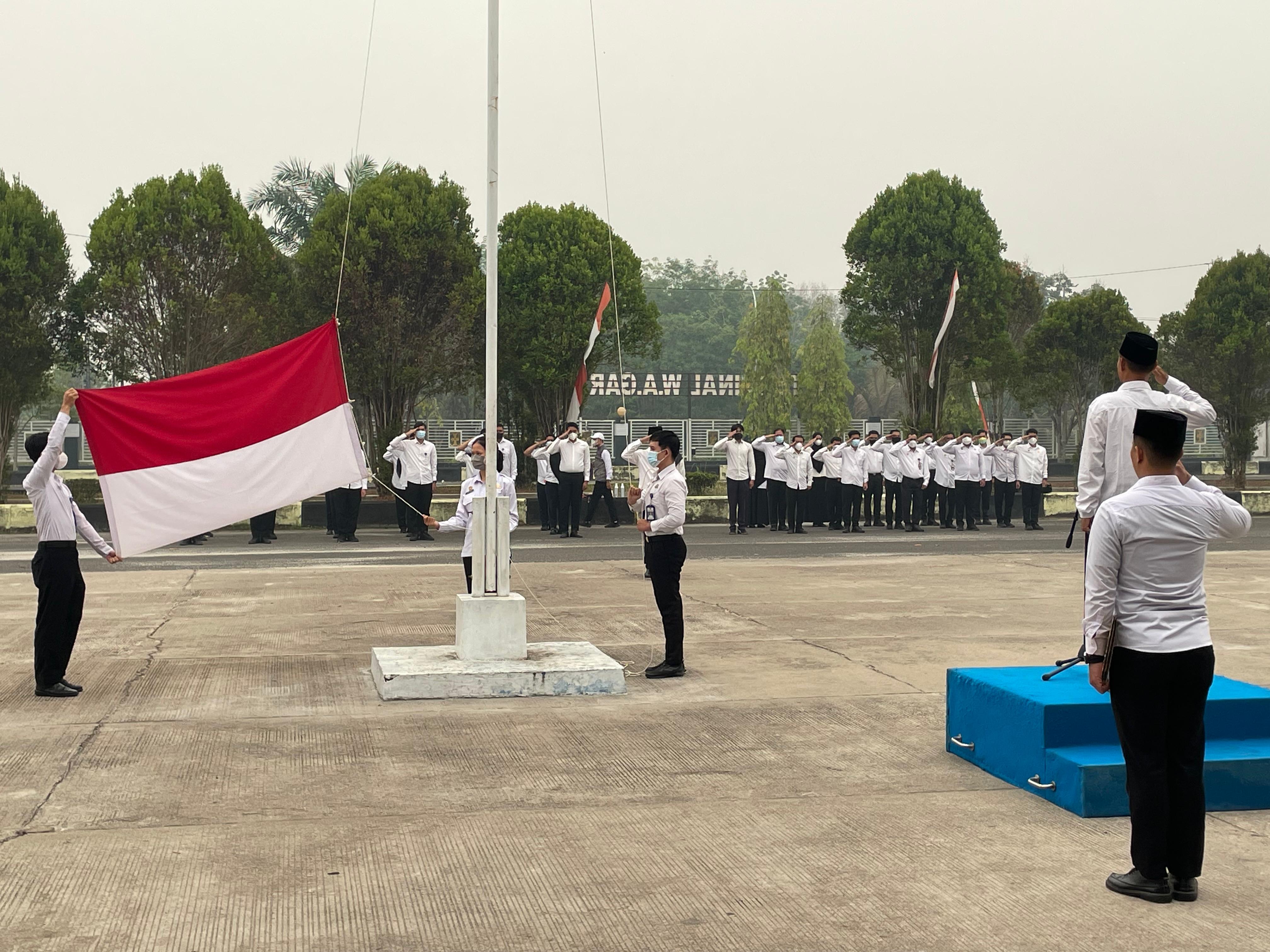 Upacara HARHUBNAS 2026 di Terminal W.A. Gara, BPTD Kelas II Kalteng Perkuat Keselamatan, Pelayanan dan Integrasi Transportasi "Menghubungkan Indonesia untuk Masa Depan Lebih Maju”