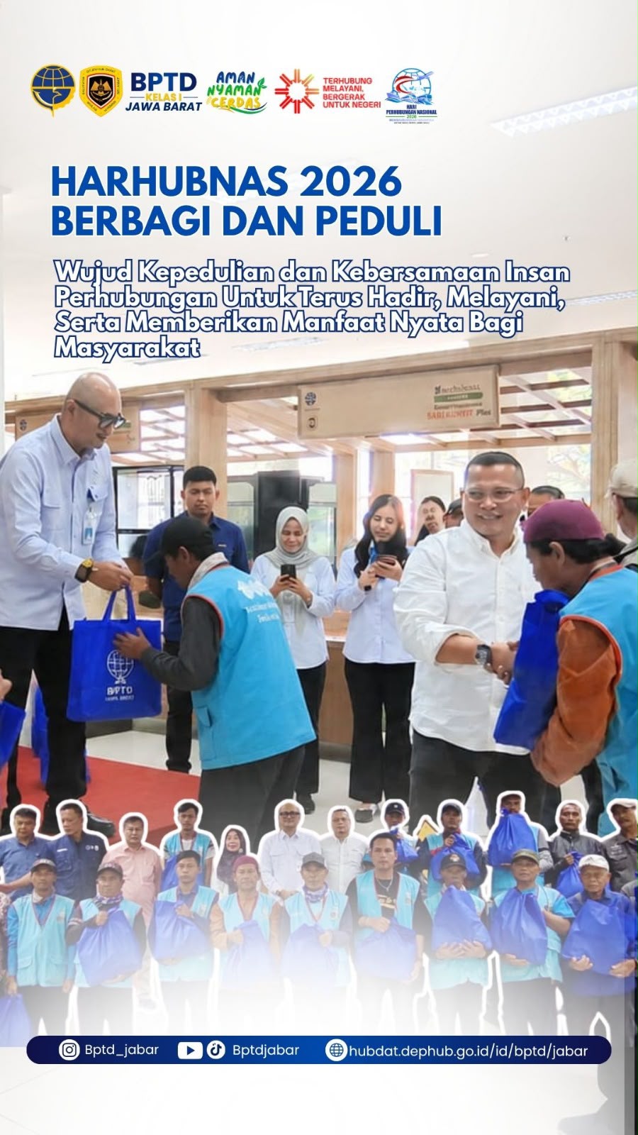 Sinergi Insan Perhubungan di Jawa Barat Gelar Aksi Sosial Pembagian Sembako di Terminal Leuwipanjang